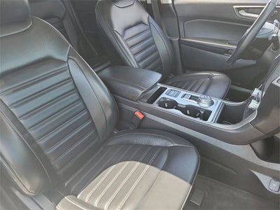 2023 Ford Edge SELect